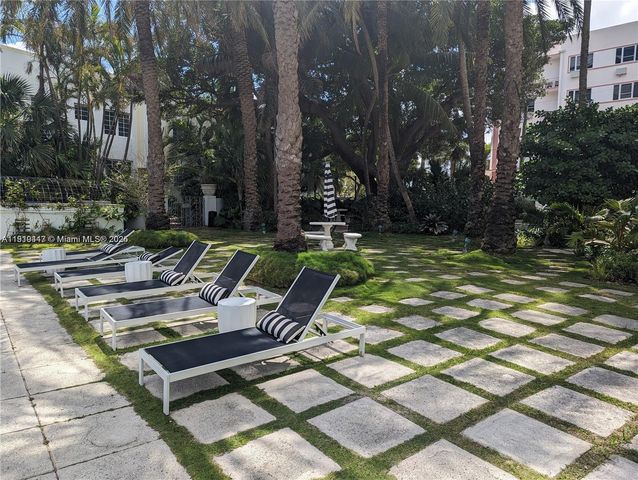2445 Lake Pancoast Dr 4, Miami Beach, FL 33140