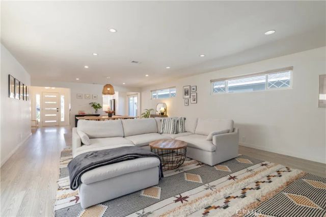 6242 E Pageantry Street, Long Beach, CA 90808