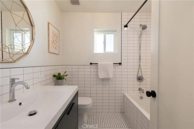 6242 E Pageantry Street, Long Beach, CA 90808