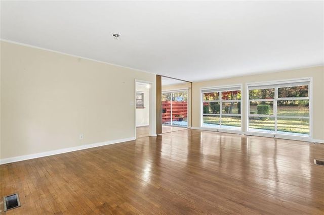 448 THACKERY SW, Atlanta, GA 30311