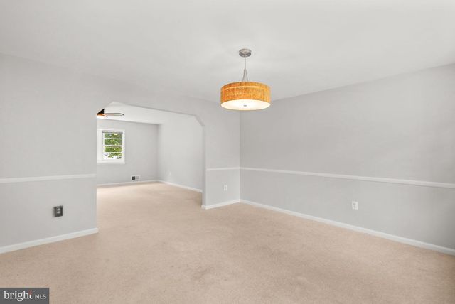 8515 FARRELL DR, Chevy Chase, MD 20815