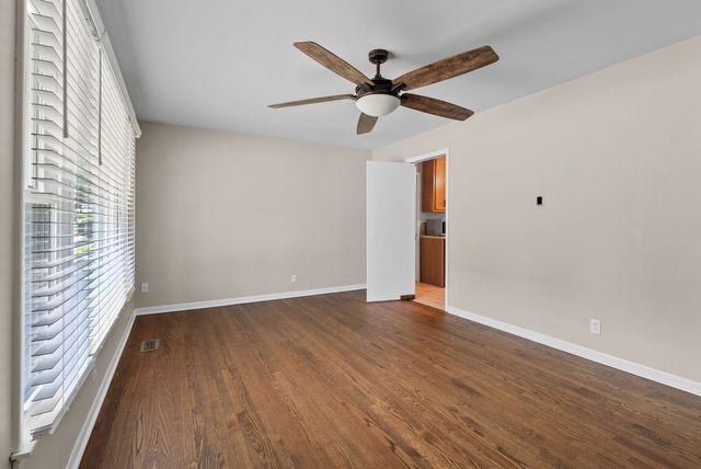 209 Oak Dr, Franklin, TN 37064