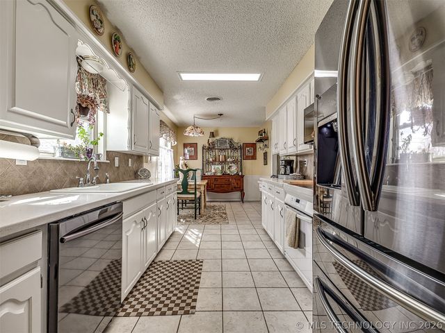 606 NW 9th Street, Wagoner, OK 74467