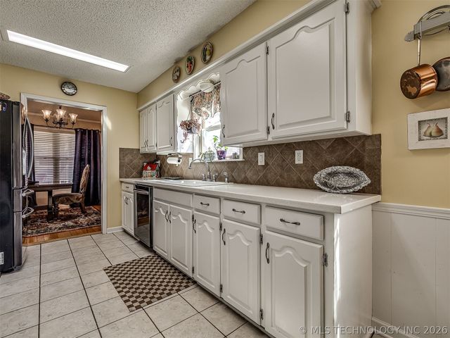 606 NW 9th Street, Wagoner, OK 74467