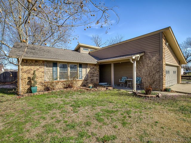 606 NW 9th Street, Wagoner, OK 74467
