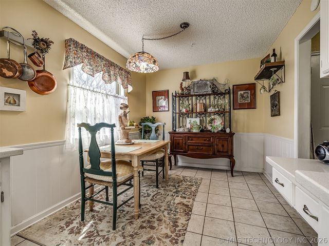 606 NW 9th Street, Wagoner, OK 74467