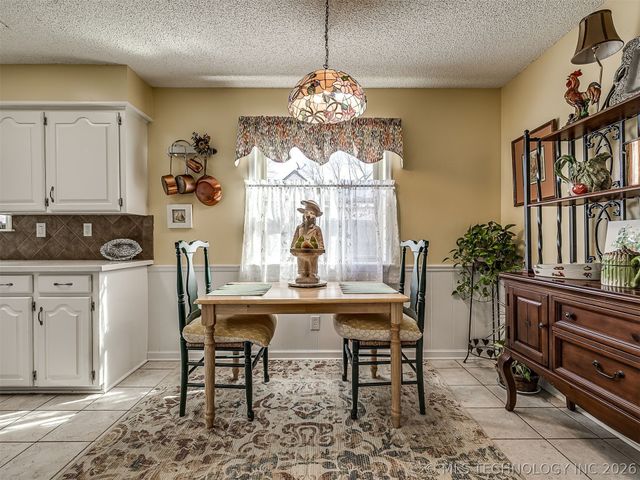 606 NW 9th Street, Wagoner, OK 74467