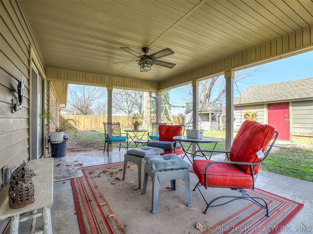 606 NW 9th Street, Wagoner, OK 74467