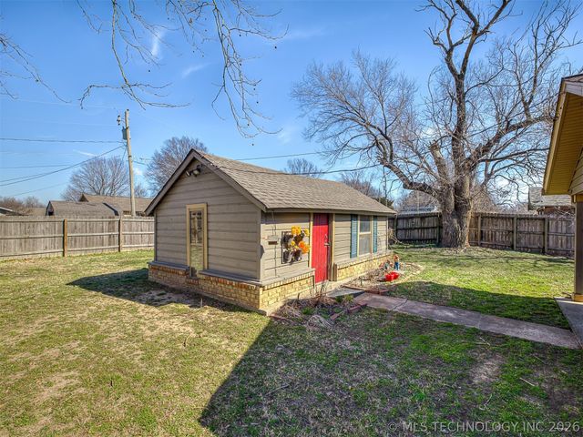 606 NW 9th Street, Wagoner, OK 74467