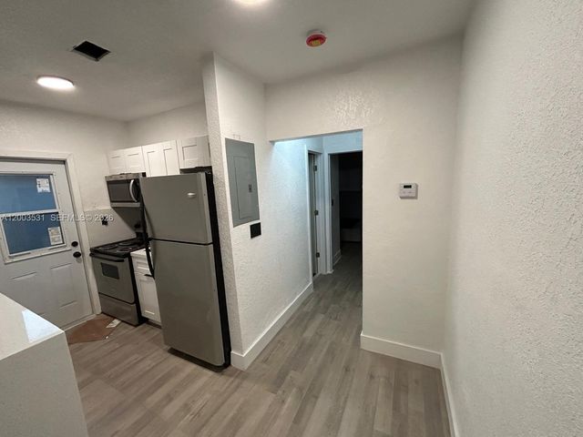 790 NW 56th St, Miami, FL 33127