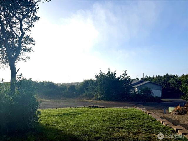30508 K Place, Ocean Park, WA 98640
