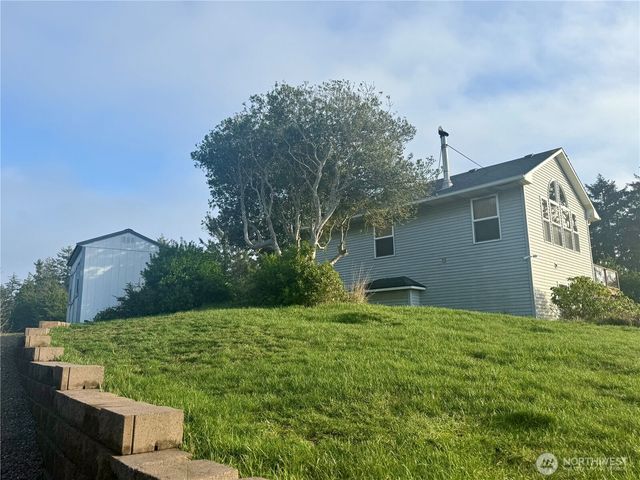 30508 K Place, Ocean Park, WA 98640