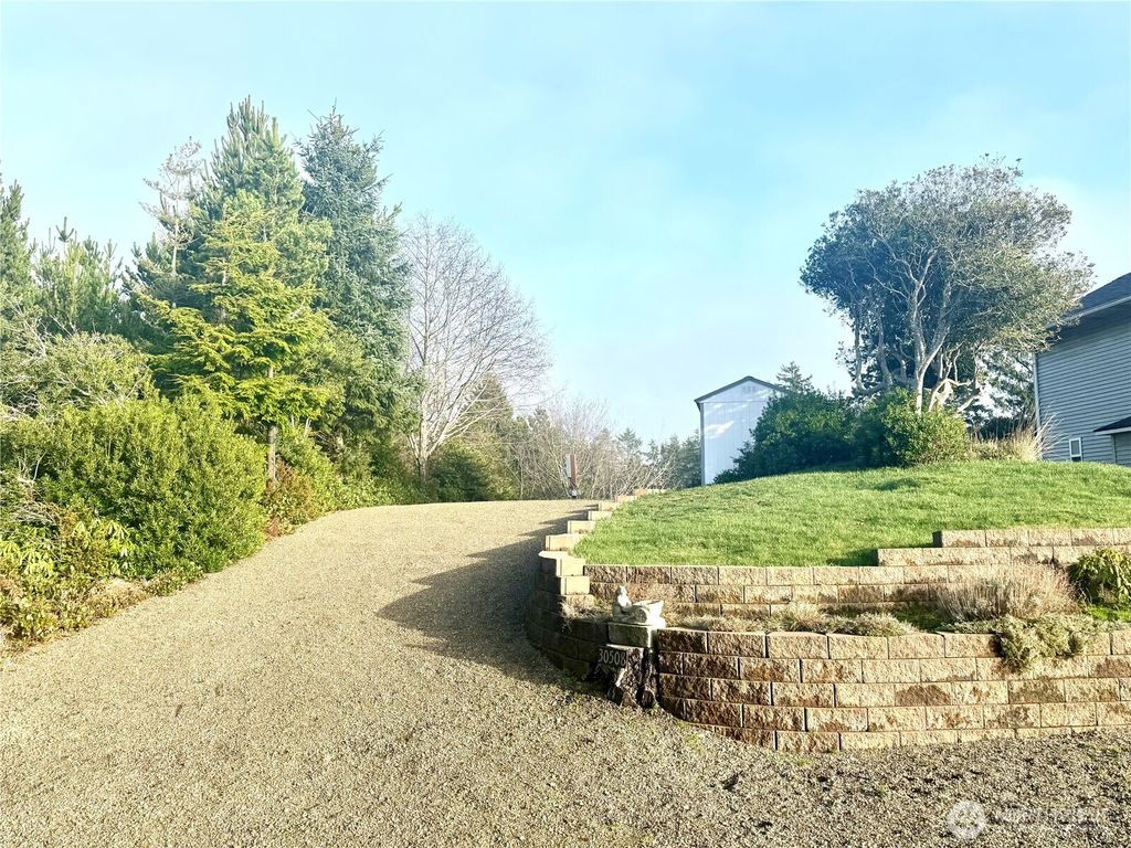 30508 K Place, Ocean Park, WA 98640