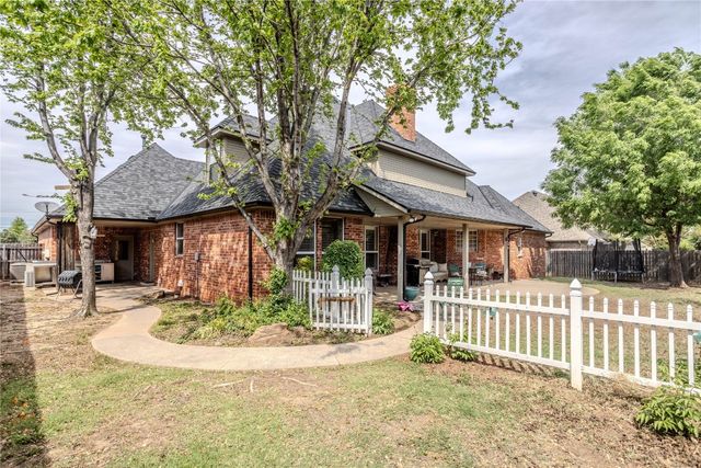 508 NW 150th Place, Edmond, OK 73013
