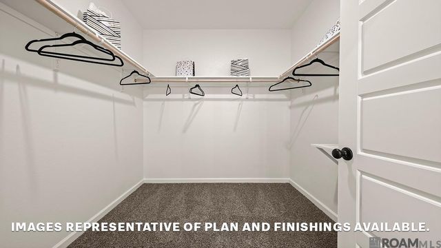 12693 Legacy Oaks Avenue, Central, LA 70818