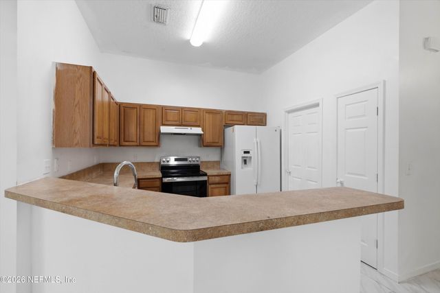 6425 SARAHS VIEW Court, Jacksonville, FL 32244