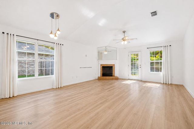 6425 SARAHS VIEW Court, Jacksonville, FL 32244