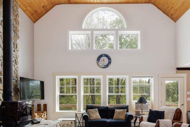 74 South Beach Drive, Croydon, NH 03773
