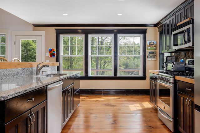 74 South Beach Drive, Croydon, NH 03773