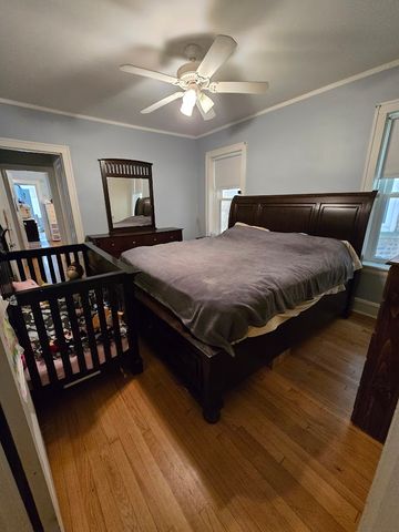 5910 N Campbell Avenue, Chicago, IL 60659