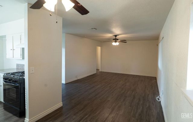 3112 Lexington Avenue, Bakersfield, CA 93306