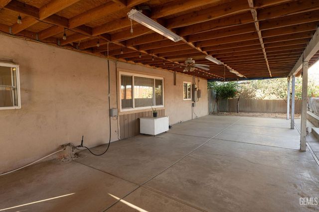 3112 Lexington Avenue, Bakersfield, CA 93306