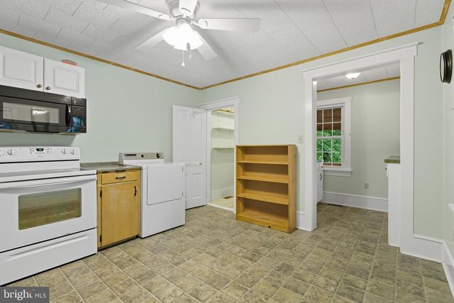 645 W WATER ST, Bellefonte, PA 16823