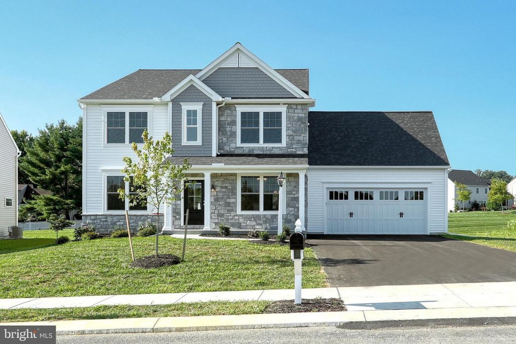 325 RESERVE LN, Mechanicsburg, PA 17050