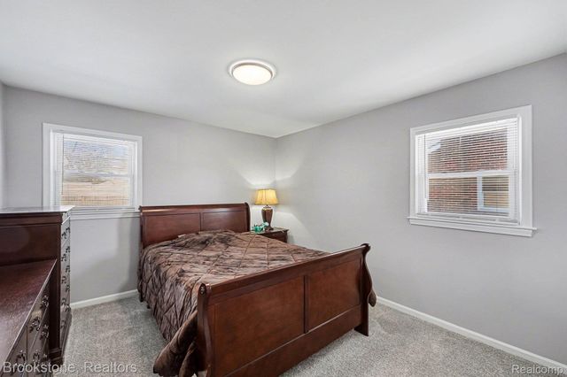 29646 Robert Drive, Livonia, MI 48150