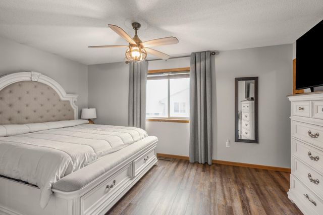 9043 Waconia Street NE, Blaine, MN 55449