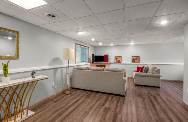 9043 Waconia Street NE, Blaine, MN 55449