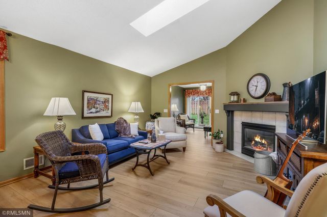 14547 Bloomfield Path, Rosemount, MN 55068