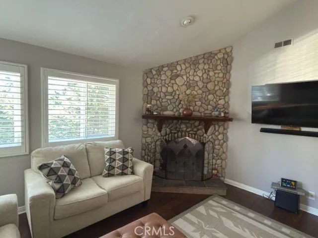 33519 Falling Leaf Drive, Green Valley Lake, CA 92341