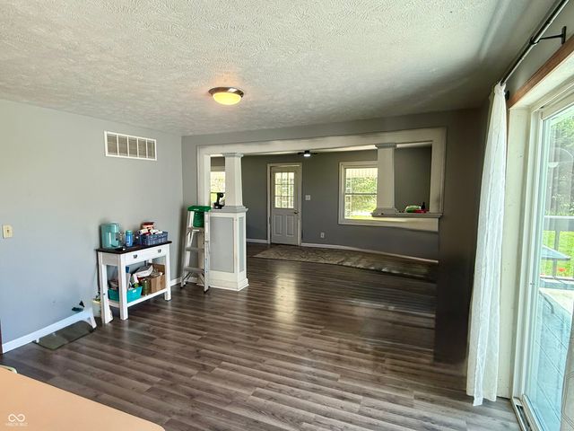 6913 E County Road 200 N, Coatesville, IN 46121