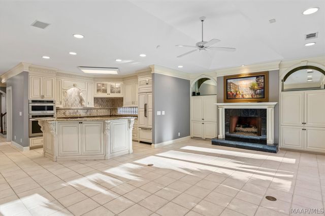9841 Wynchase Circle, Montgomery, AL 36117