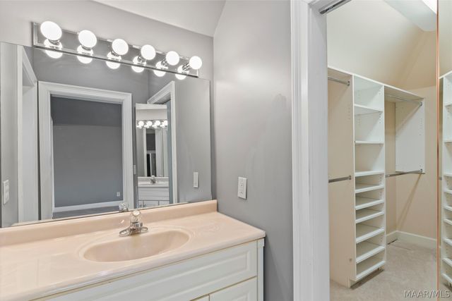9841 Wynchase Circle, Montgomery, AL 36117