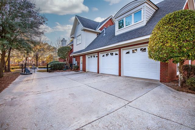 9841 Wynchase Circle, Montgomery, AL 36117