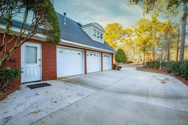9841 Wynchase Circle, Montgomery, AL 36117