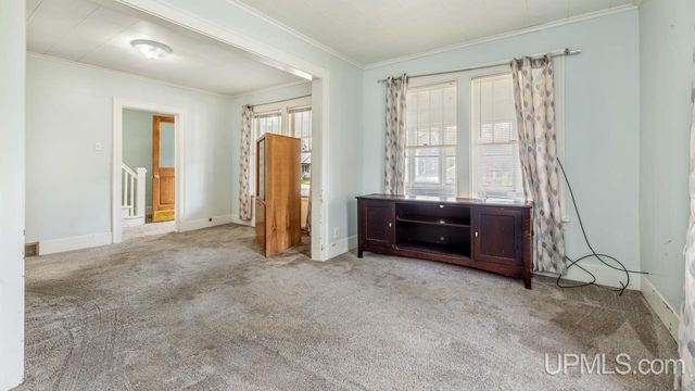 621 E Grand Boulevard, Iron Mountain, MI 49801