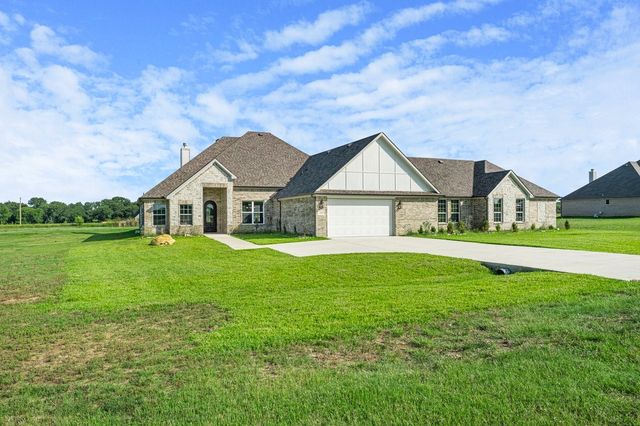 1060 Grison Circle, Corsicana, TX 75109