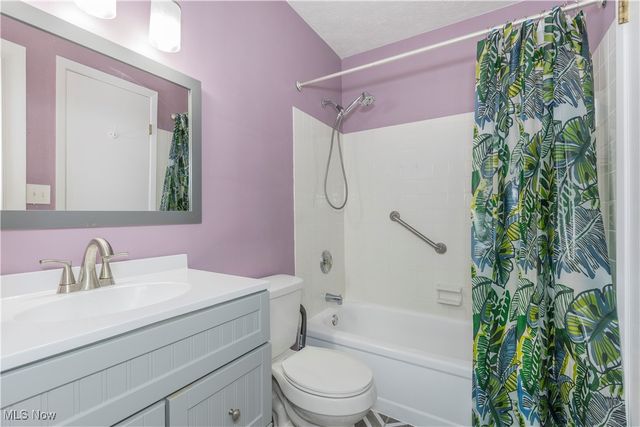 5551 Ivy Court, Willoughby, OH 44094