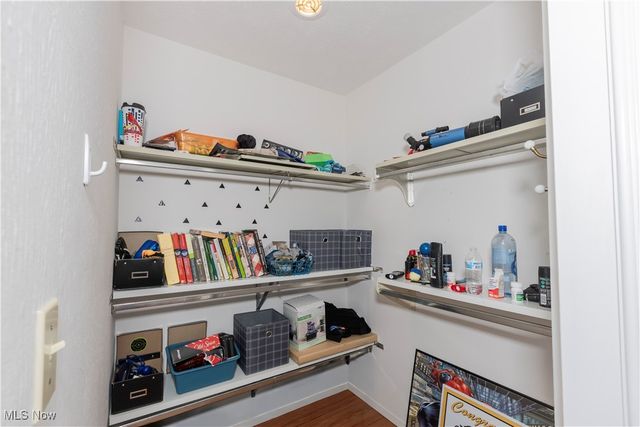 5551 Ivy Court, Willoughby, OH 44094