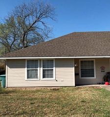 1326 S Travis Street 1328, Sherman, TX 75090