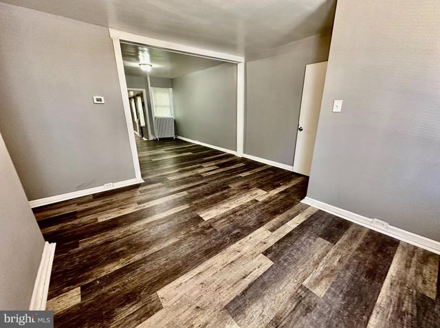 405 LAWRENCE ST, Burlington, NJ 08016