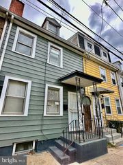 405 LAWRENCE ST, Burlington, NJ 08016