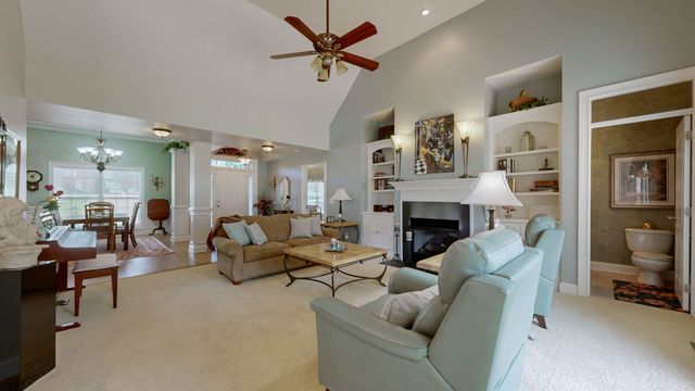 213 James Matthew Ln, Mount Juliet, TN 37122