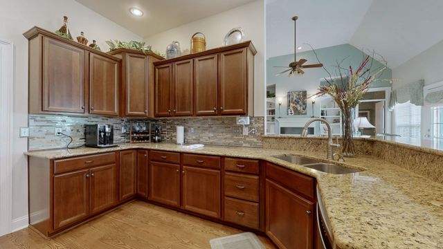 213 James Matthew Ln, Mount Juliet, TN 37122