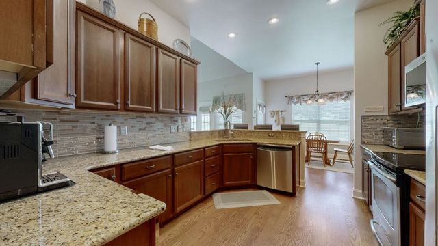 213 James Matthew Ln, Mount Juliet, TN 37122