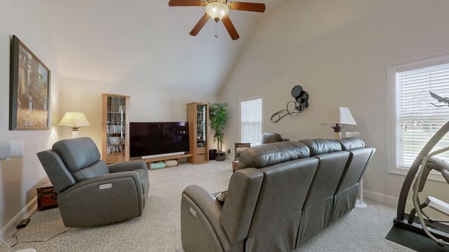 213 James Matthew Ln, Mount Juliet, TN 37122