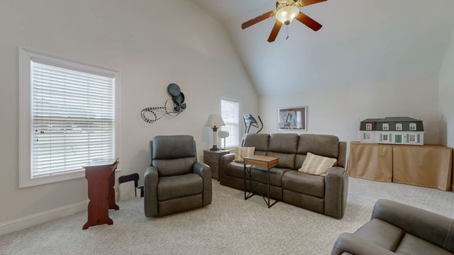 213 James Matthew Ln, Mount Juliet, TN 37122